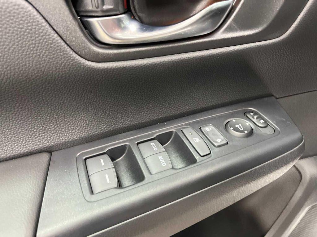 new 2026 Honda CR-V Hybrid car, priced at $40,195