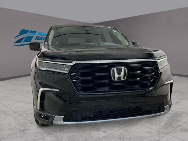 new 2025 Honda Pilot car, priced at $47,780