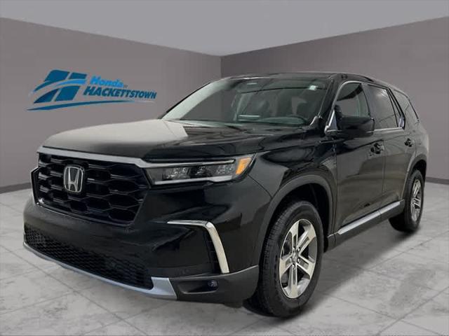 new 2025 Honda Pilot car, priced at $47,780