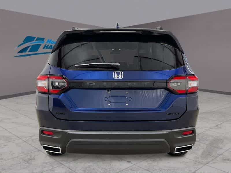 new 2025 Honda Pilot car, priced at $43,795