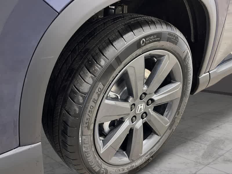 new 2025 Honda Pilot car, priced at $43,795