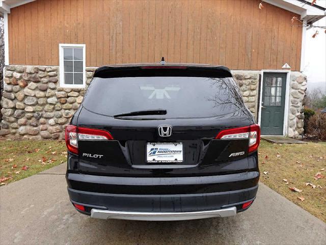 used 2021 Honda Pilot car, priced at $25,988