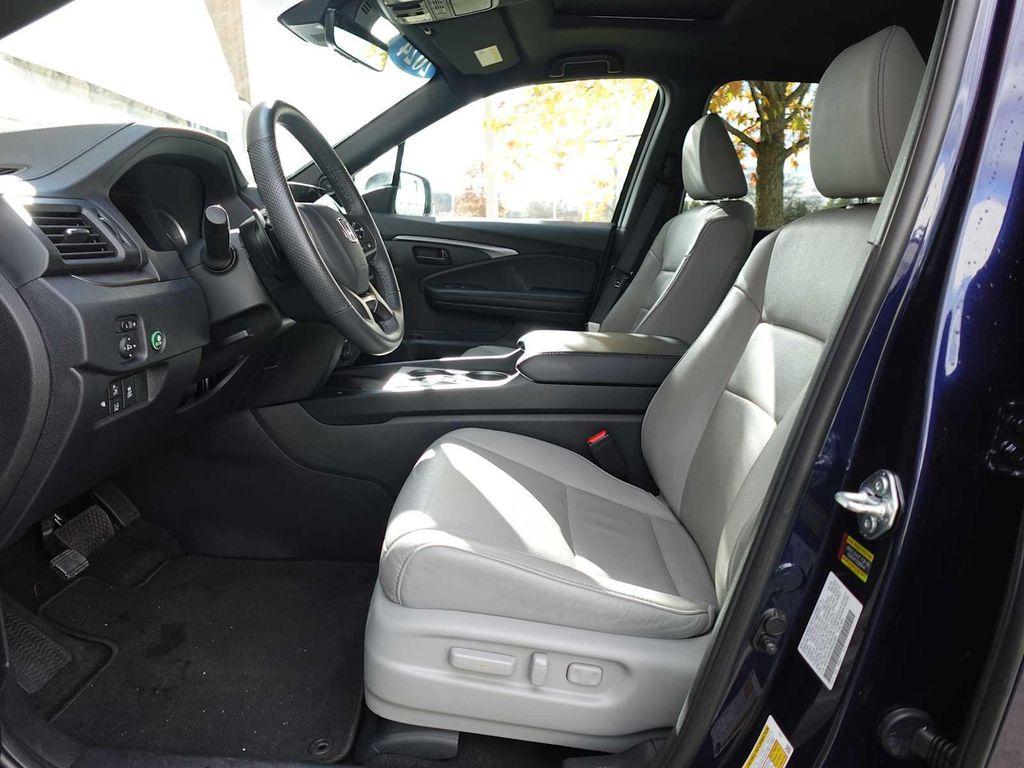 used 2024 Honda Passport car, priced at $33,899