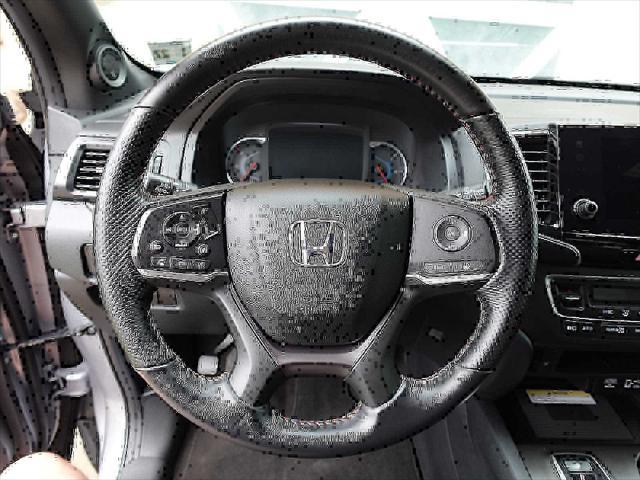 used 2022 Honda Pilot car, priced at $31,998