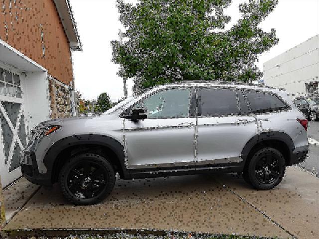 used 2022 Honda Pilot car, priced at $31,998