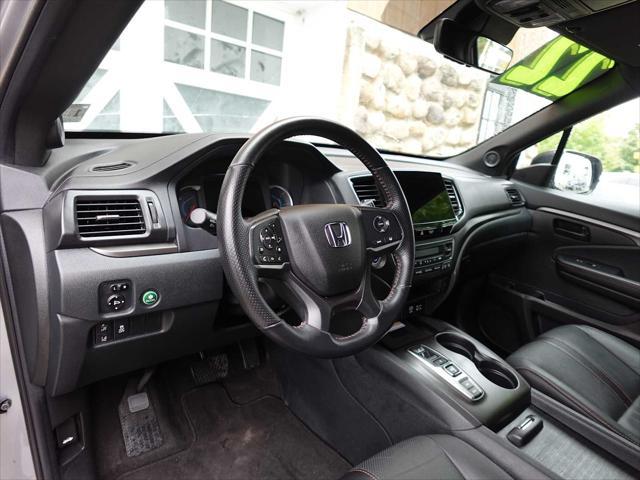 used 2022 Honda Pilot car, priced at $32,595