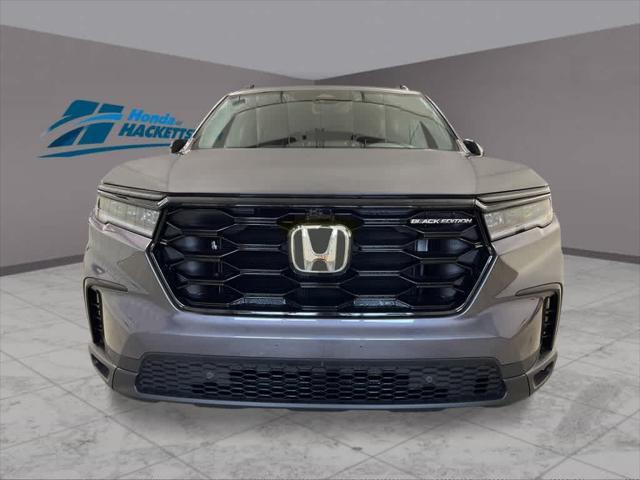 new 2025 Honda Pilot car, priced at $55,975