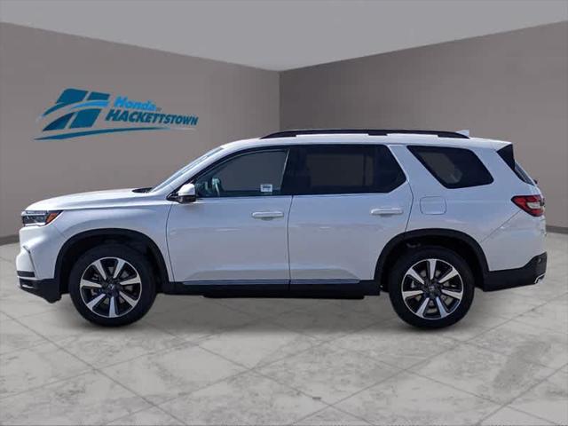 new 2025 Honda Pilot car, priced at $52,495