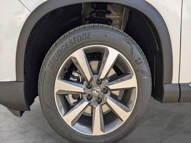 new 2025 Honda Pilot car, priced at $52,495