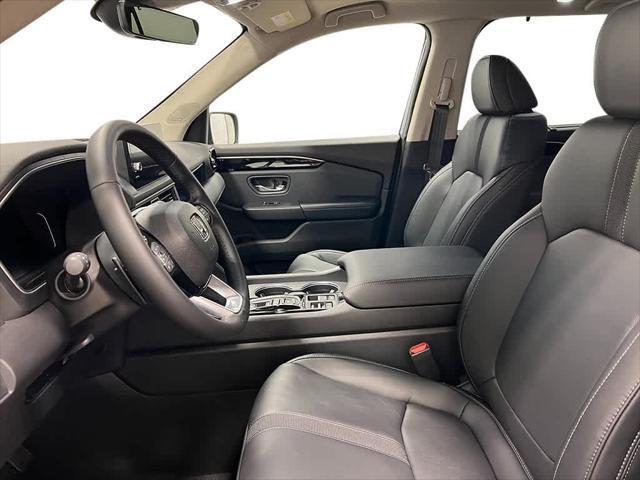 new 2025 Honda Pilot car, priced at $52,495