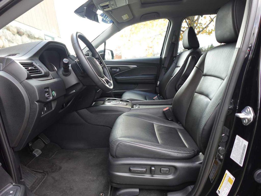 used 2022 Honda Pilot car, priced at $30,998