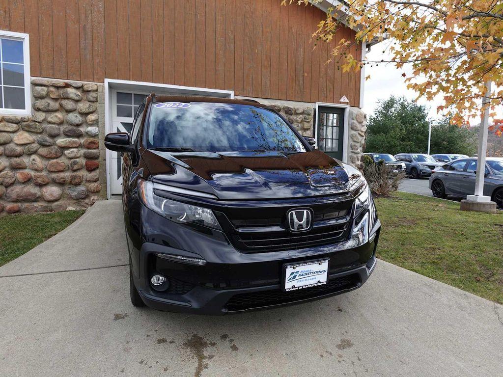 used 2022 Honda Pilot car, priced at $30,998