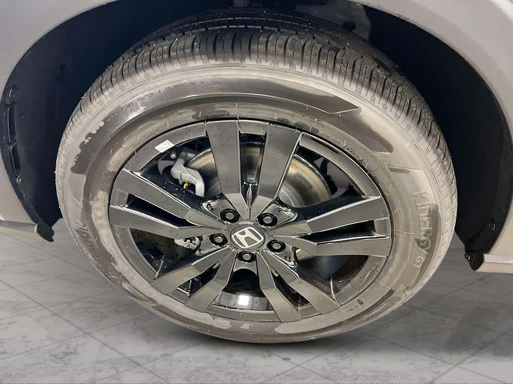 new 2026 Honda HR-V car, priced at $31,405