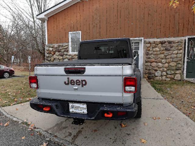 used 2022 Jeep Gladiator car, priced at $37,992