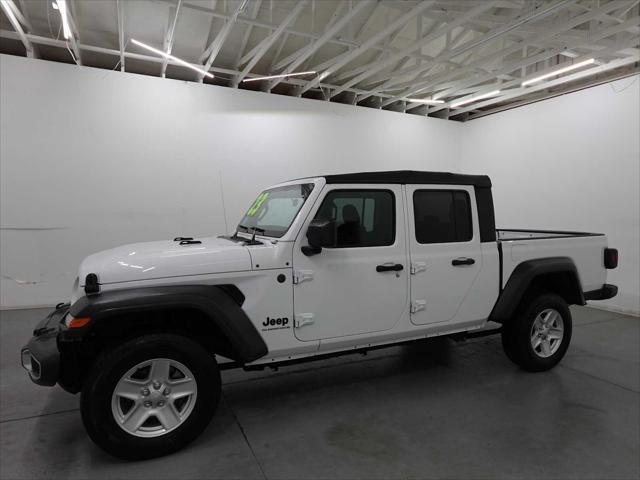 used 2023 Jeep Gladiator car, priced at $27,955