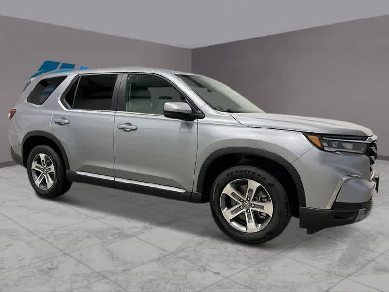 new 2025 Honda Pilot car, priced at $47,095