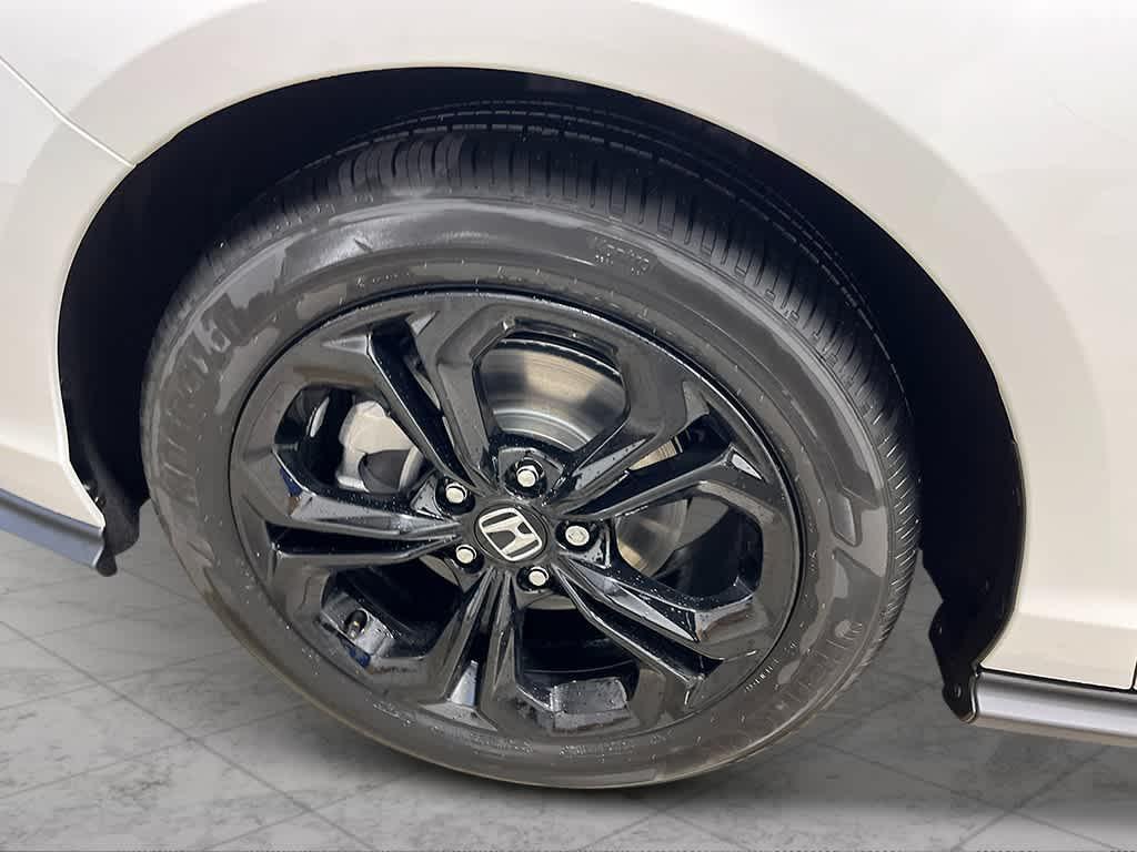 new 2025 Honda Accord car, priced at $32,210