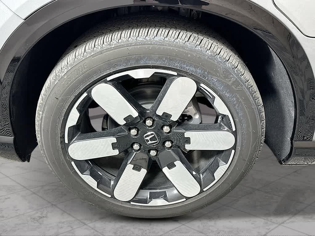 new 2025 Honda Prologue car, priced at $59,350
