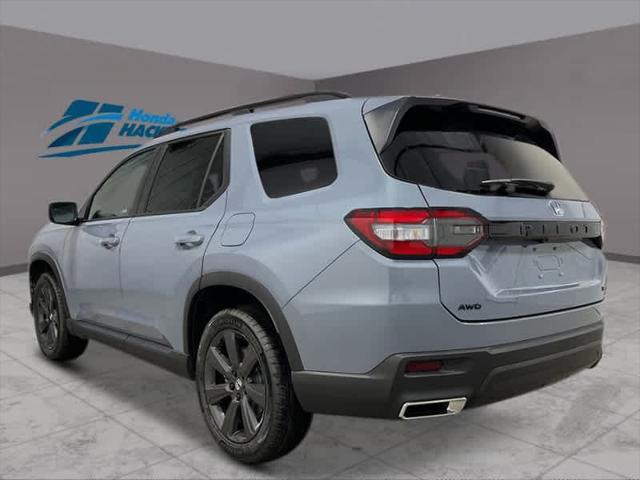 new 2025 Honda Pilot car, priced at $44,205