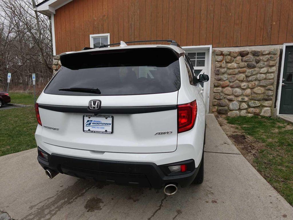 used 2022 Honda Passport car, priced at $31,885
