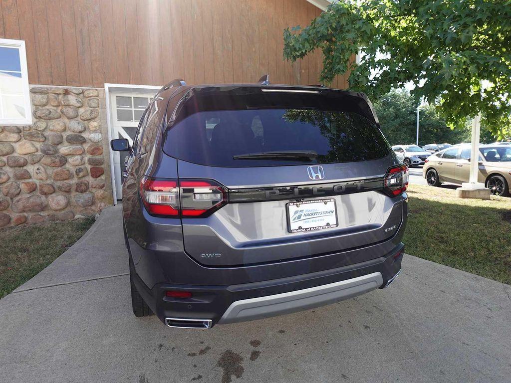 used 2023 Honda Pilot car, priced at $43,775