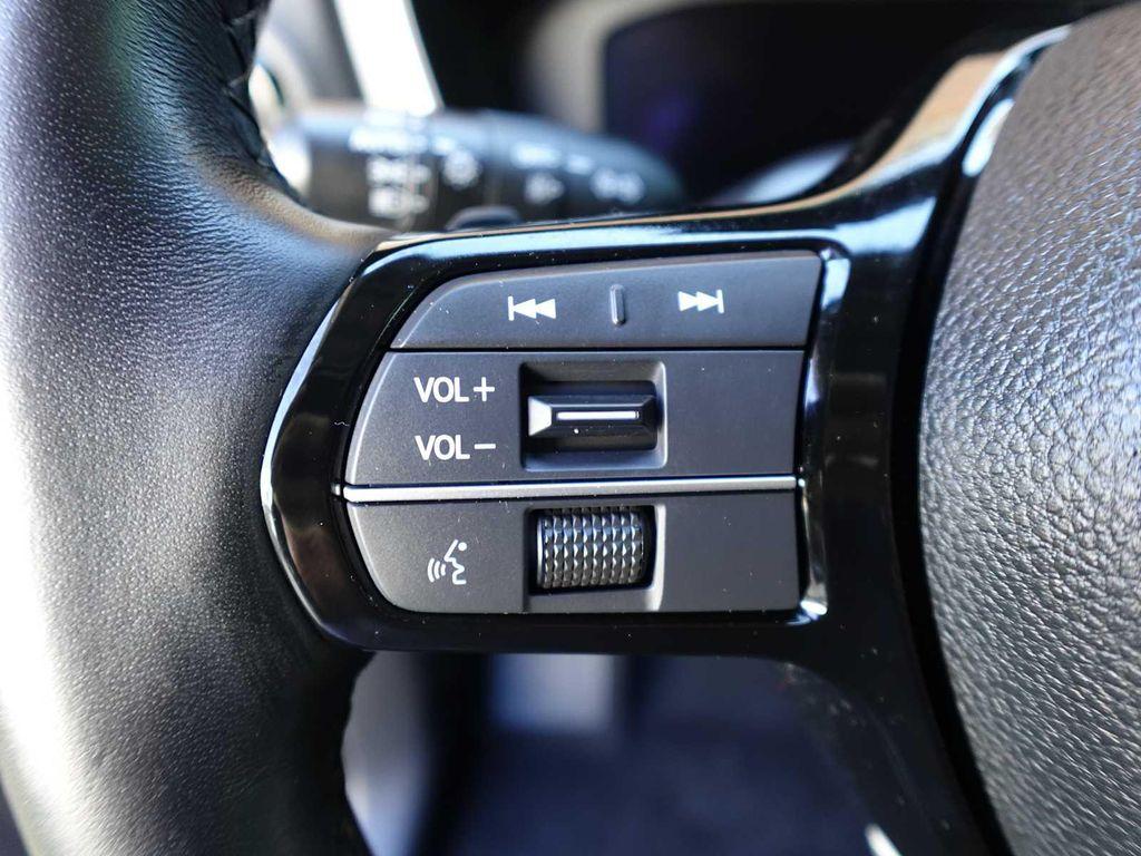 used 2023 Honda Pilot car, priced at $43,775