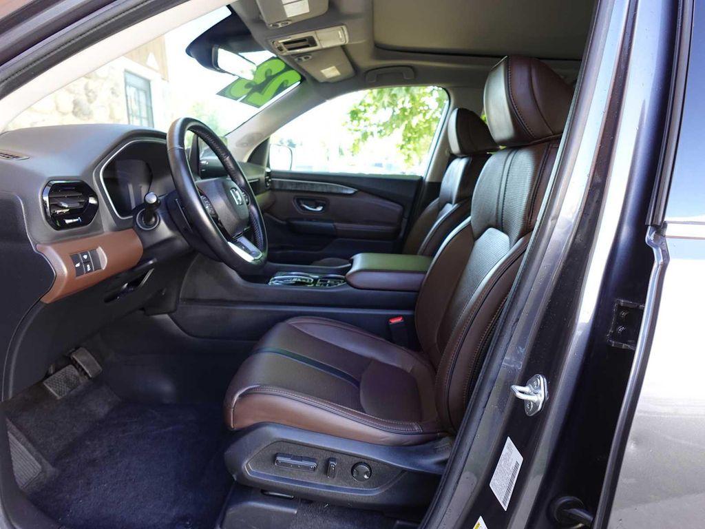 used 2023 Honda Pilot car, priced at $43,775