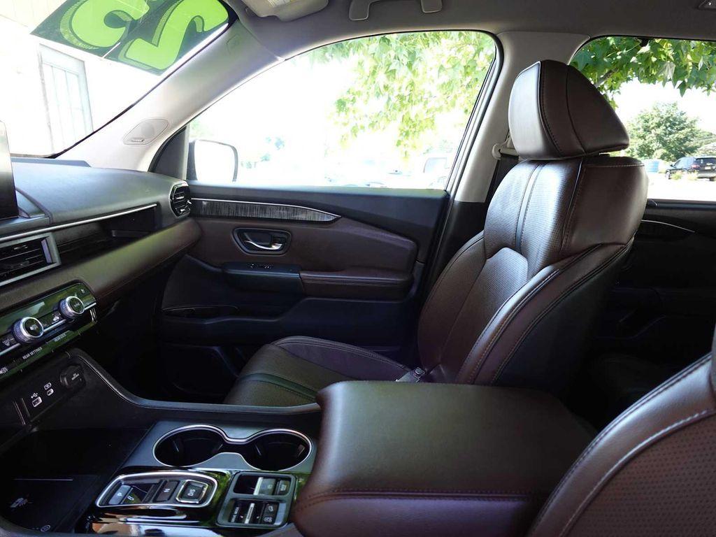 used 2023 Honda Pilot car, priced at $43,775