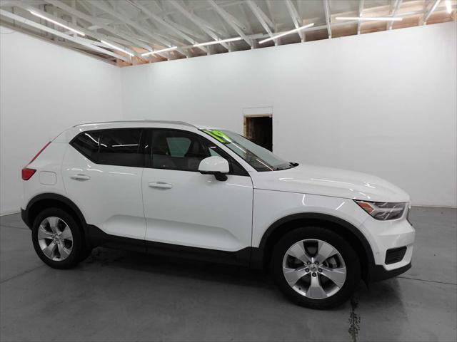 used 2019 Volvo XC40 car, priced at $17,998