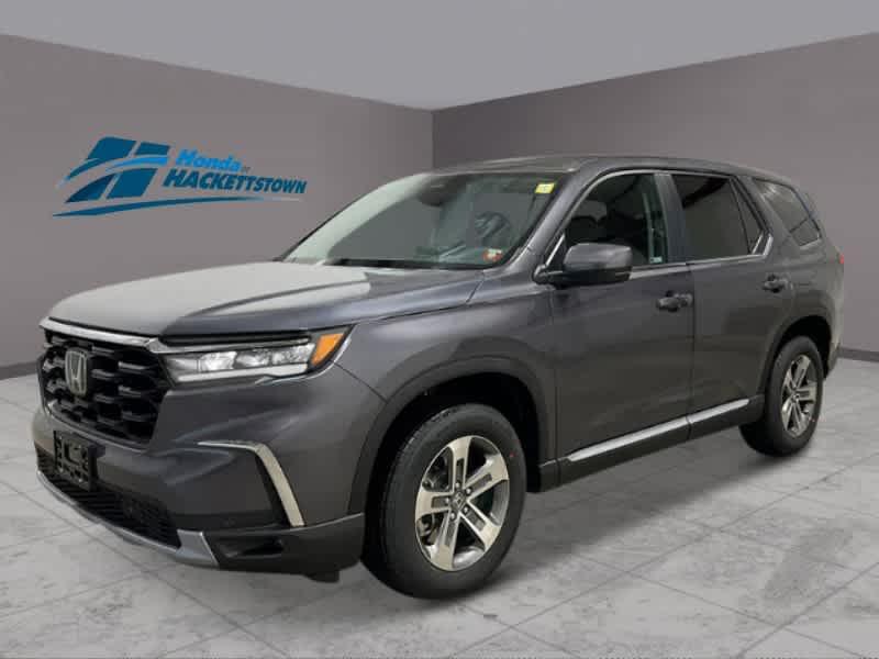 new 2025 Honda Pilot car, priced at $47,095