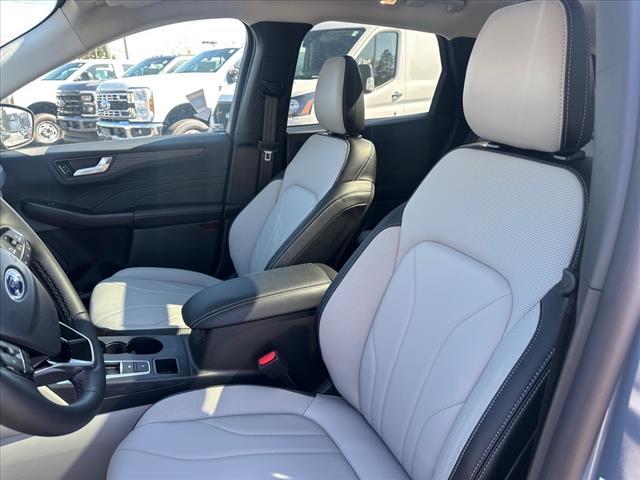 new 2025 Ford Escape PHEV car, priced at $39,190