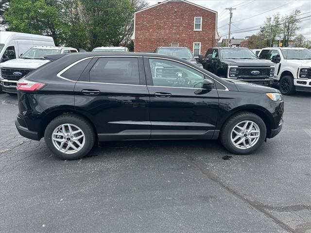 new 2024 Ford Edge car, priced at $35,260