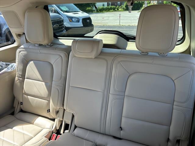 used 2019 Lincoln Navigator car, priced at $45,295