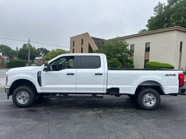 new 2025 Ford F-250 car, priced at $54,259