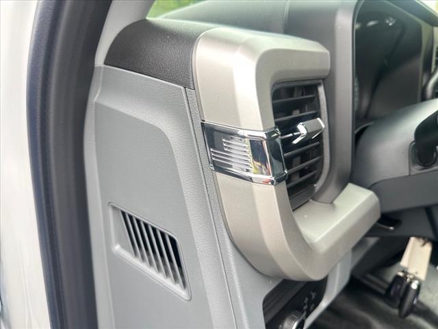 new 2025 Ford F-250 car, priced at $54,259