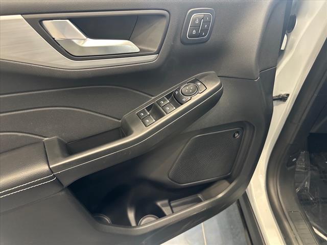 new 2025 Ford Escape car, priced at $39,090