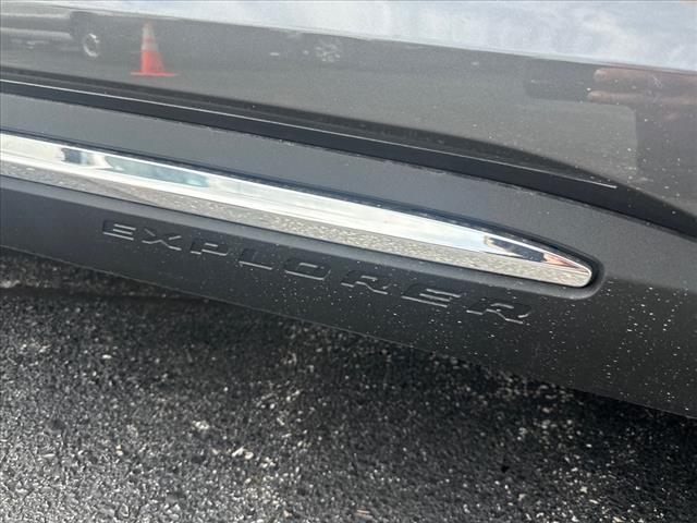 new 2025 Ford Explorer car, priced at $40,436