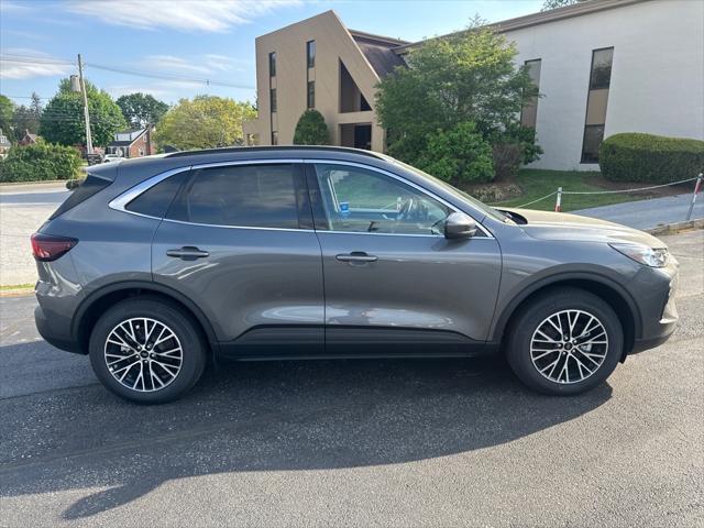 new 2025 Ford Escape car, priced at $33,248