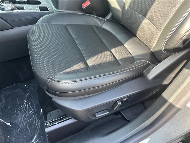 new 2025 Ford Escape PHEV car, priced at $33,248