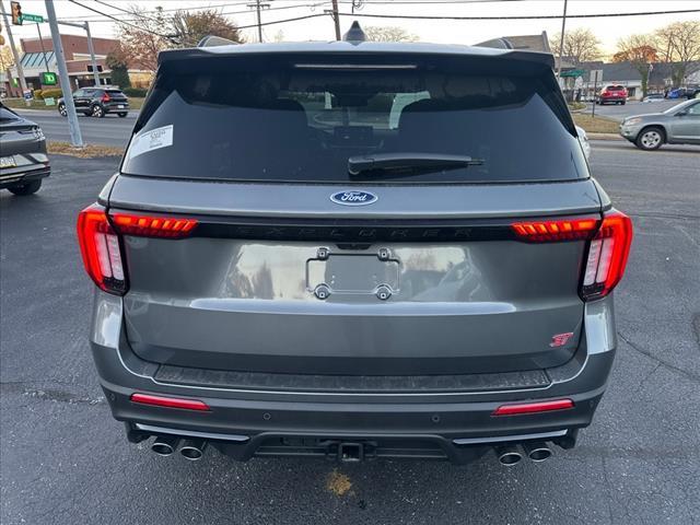 new 2025 Ford Explorer car, priced at $59,795