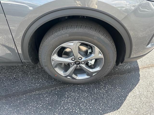 new 2025 Ford Escape car, priced at $34,190