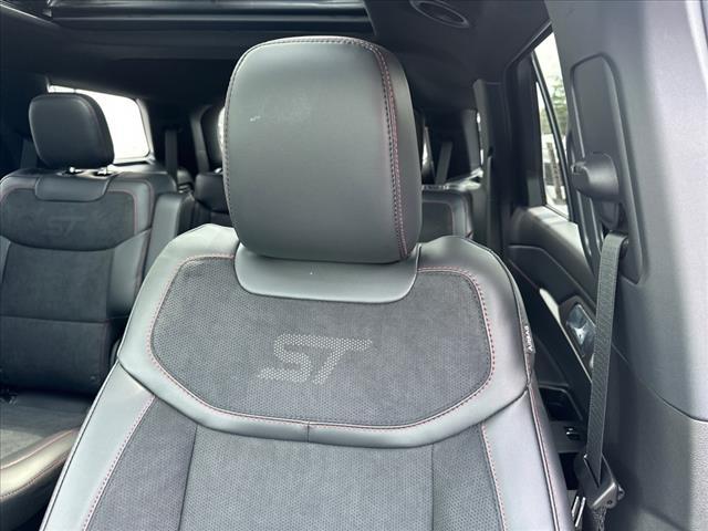new 2025 Ford Explorer car, priced at $59,568