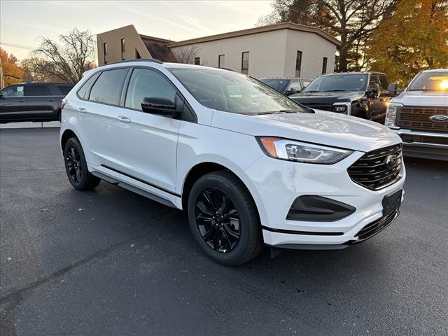 new 2024 Ford Edge car, priced at $33,920