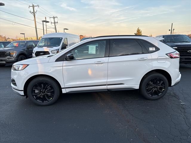 new 2024 Ford Edge car, priced at $33,920