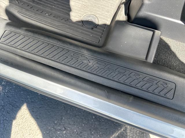 new 2025 Ford Explorer car, priced at $44,701
