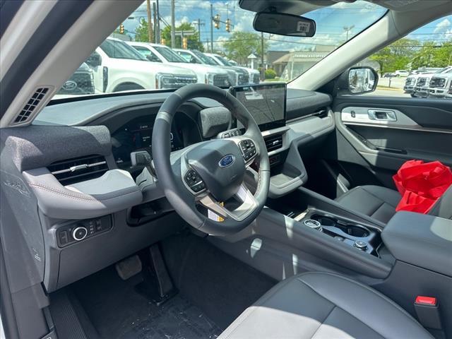 new 2025 Ford Explorer car, priced at $47,283