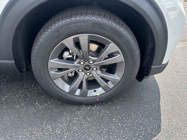new 2025 Ford Explorer car, priced at $47,283