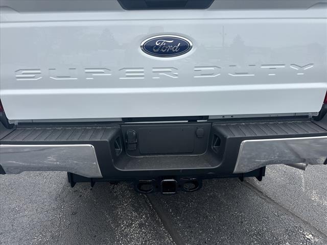new 2025 Ford F-250 car, priced at $52,193