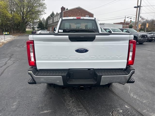 new 2025 Ford F-250 car, priced at $52,193