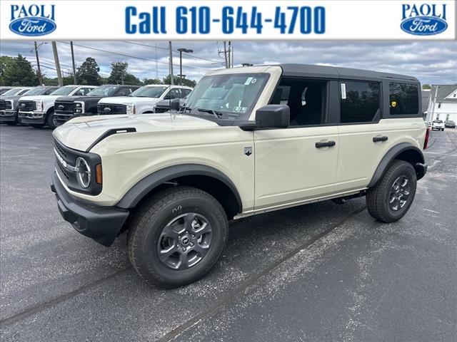 new 2025 Ford Bronco car, priced at $46,924